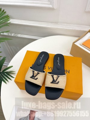 Louis Vuitton Women's LV Capri Flat Mule Black