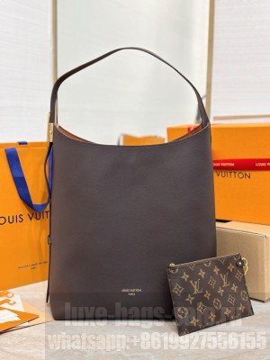 Louis Vuitton Taurillon leather M12982 Chocolate