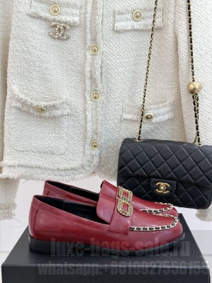 Chanel Lambskin Leather Loafers with Chain Burgundy 2025 G46113