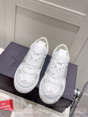 VALENTINO VL7N LOW-TOP SNEAKERS IN CALFSKIN AND MESH FABRIC WITH BANDS SNEAKERS 2022 COLLECITON 019