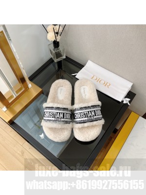 Christian Dior DIOR CHEZ MOI SLIDE Cotton Embroidery and Shearling 010