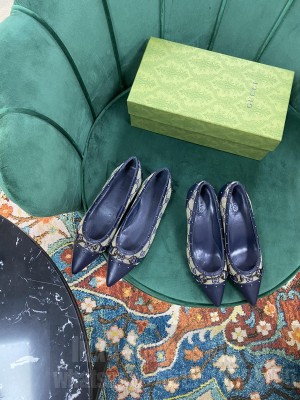 Gucci Women's GG Canvas/Calfskin with Horsebit Flat/Pumps Blue 2021 Collection