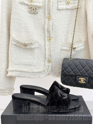 Chanel Quilted Velvet CC Logo 6cm Slide Mule Black 2025