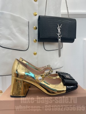Miu Miu 6cm Patent leather  Bow pumps with metal chain and artificial pearl Black/Gold