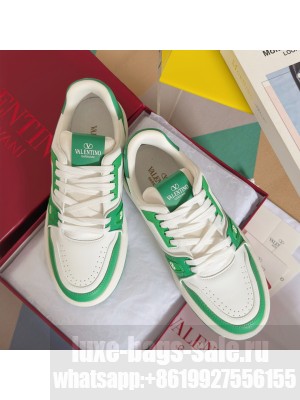 Valentino Garavani Unisex Trainer calfskin sneaker 03 2025