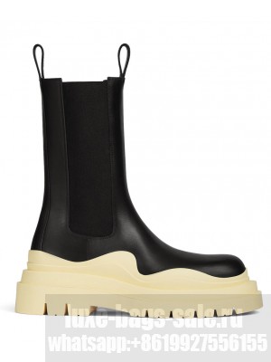 Bottega Veneta Unisex Tire Chelsea Boot Cream