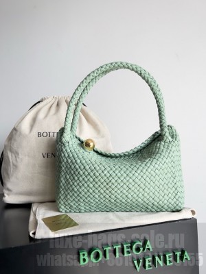 Bottega Veneta Tosca 716974 light green
