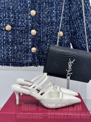 VALENTINO ROCKSTUD PATENT LEATHER SLIDE SANDAL 60 MM WHITE