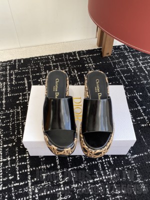 Dior L'Amazone Wedge Slide Shiny Calfskin and Natural Graphic Cannage Raffia black