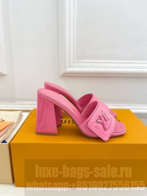 Louis Vuitton Shake Slide Sandals 8.5cm in Pink Patent Leather with LV Twist 2023 05