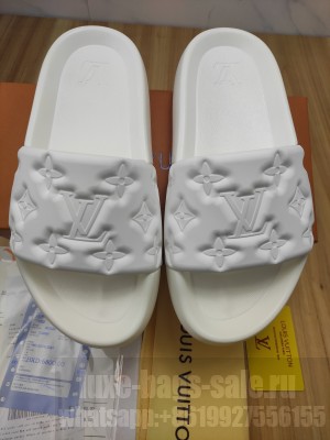 Louis Vuitton Unisex Sunbath Monogram Rubber Flat Slide Sandals White 2022 Collection