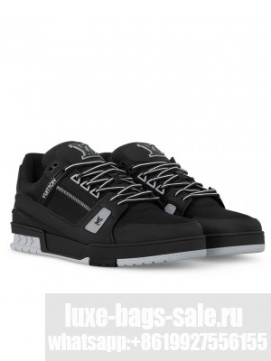 Louis Vuitton Unisex LV Trainer Sneaker 1ADEW4 1ADEWO