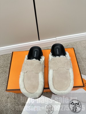 Hermes Unisex Go Mule Beige