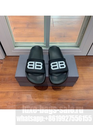Balenciaga Unisex Pool Slide Sandal 19