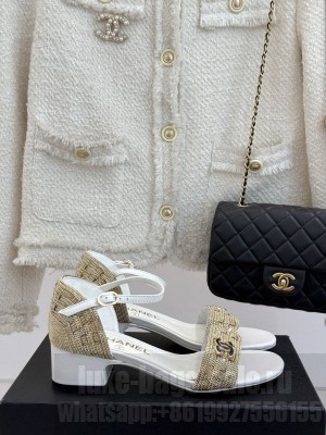 Chanel Leather & metal Chain CC Logo 4cm Sandals white 
