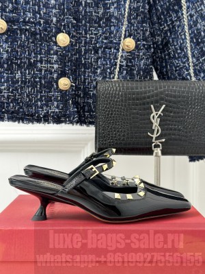 Valentino Rockstud Mule 06