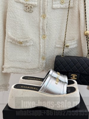 Chanel Platform lambskin mule silver 2025