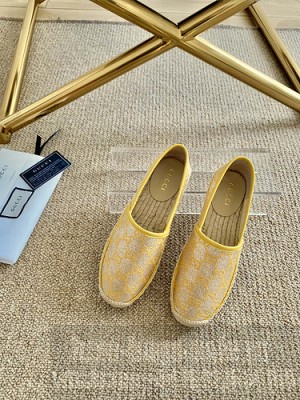 GUCCI WOMEN'S GG MATELASSÉ CANVAS ESPADRILLES YELLOW 2021 Collection 