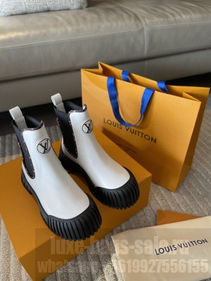 Louis Vuitton Women's Ruby Flat Ranger Boots White