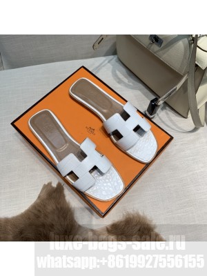 Hermes Oran Flat slippers with Stone pattern White 079 2021 Collection