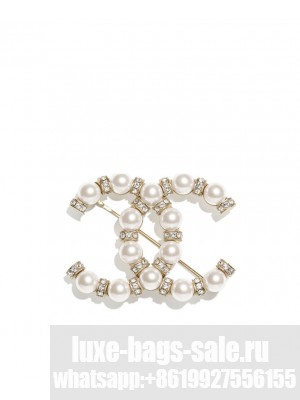 Chanel Brooch AB5647 Golden