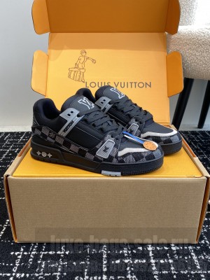 Louis Vuitton Unisex LV Trainer Sneaker Damier Pop Balck