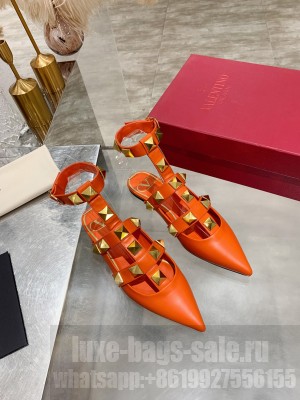 Valentino Garavani Roman Stud ballet flat in calfskin with straps Orange