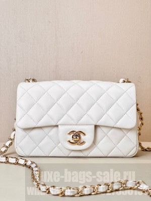 Chanel MINI CLASSIC HANDBAG Lambskin & Gold-Tone Metal A69900 white