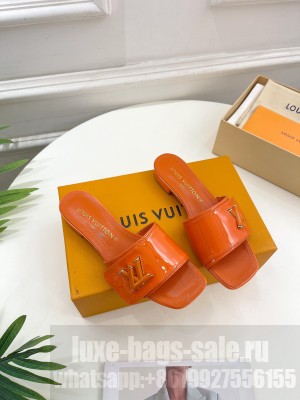 Louis Vuitton Shake Flat Slide Sandals with LV Twist 2023 022