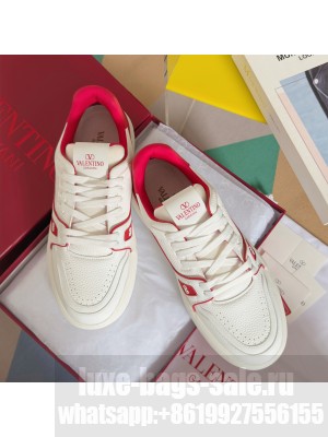 Valentino Garavani Unisex Trainer calfskin sneaker 08 2025