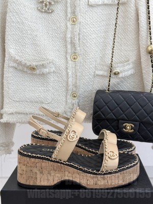Chanel platform double C with chain sandals Beige leather 2025